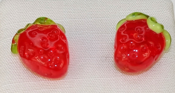 GlasOhrstecker Erdbeeren, fruchtig-veführerischer Ohrschmuck Exklusive GlasSchmuck Linie DORIT